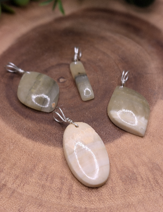 Serpentine Pendant