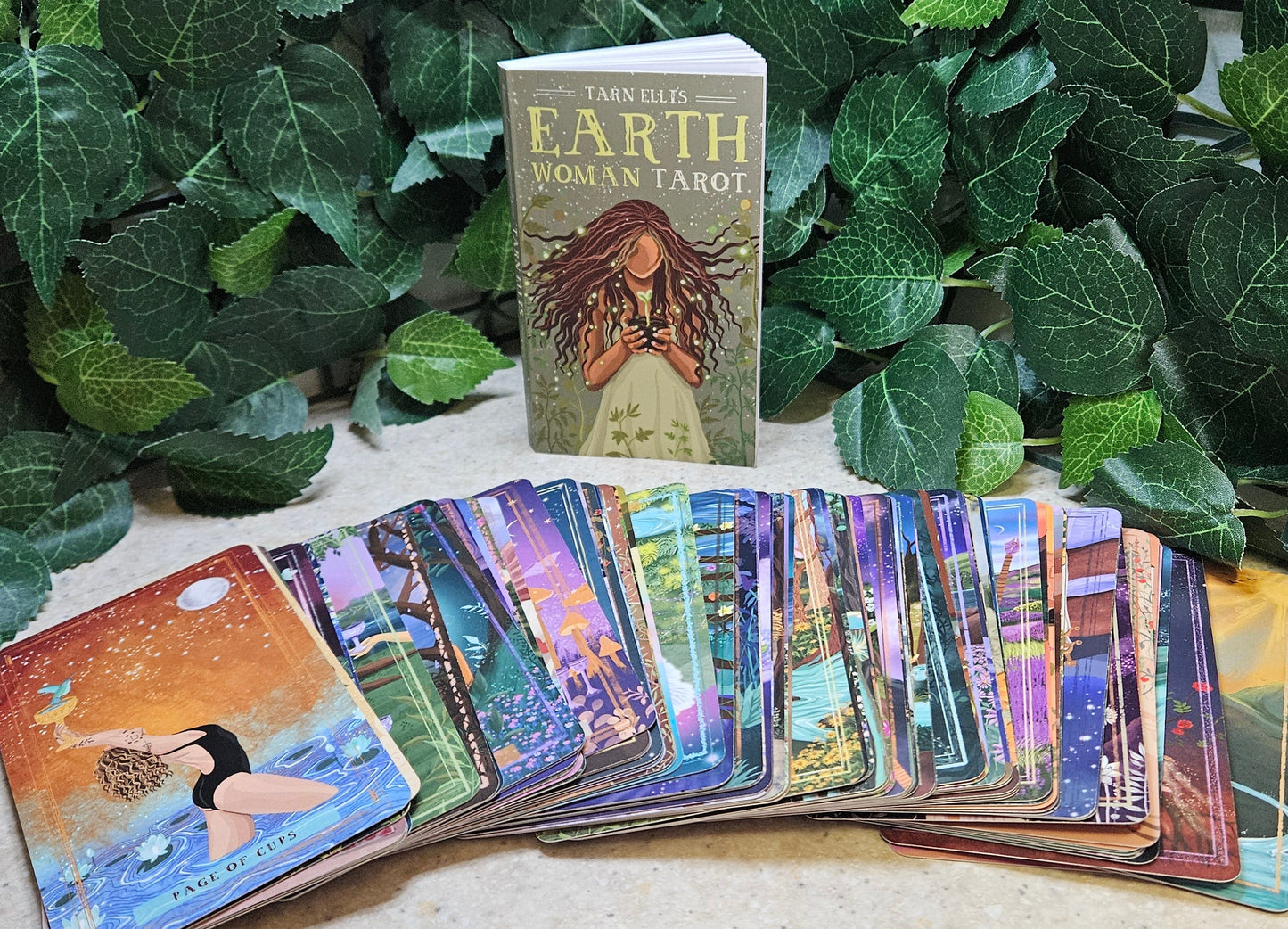 Earth Woman Tarot Deck